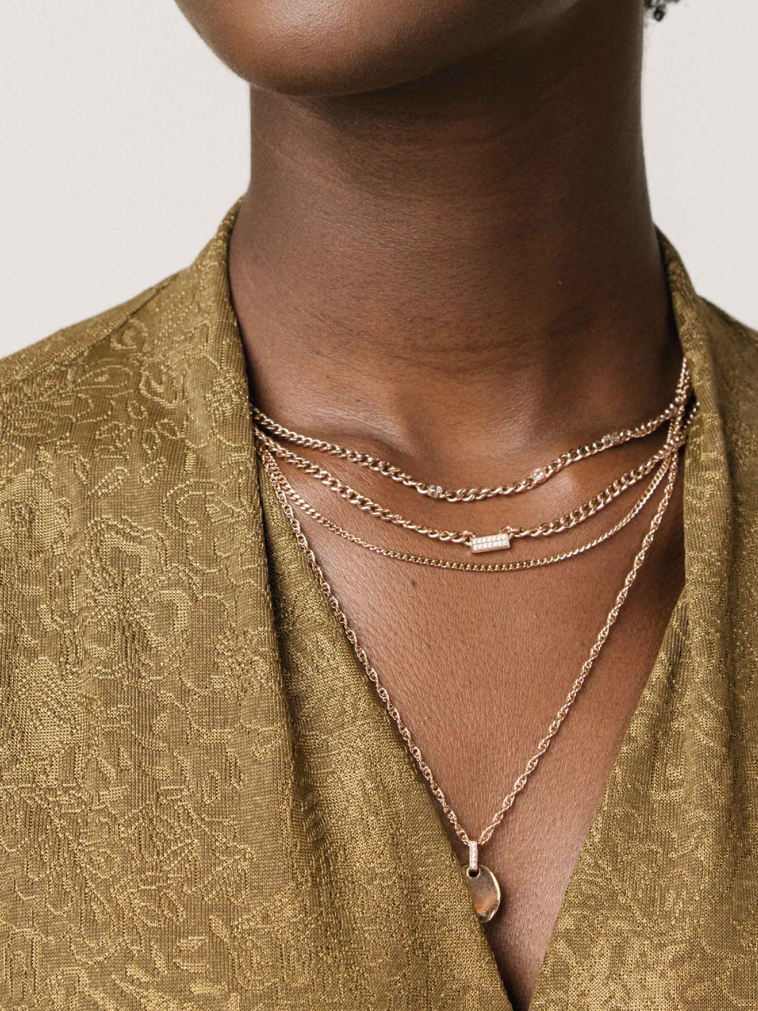 Halskettingen ONE Neckmess Bright