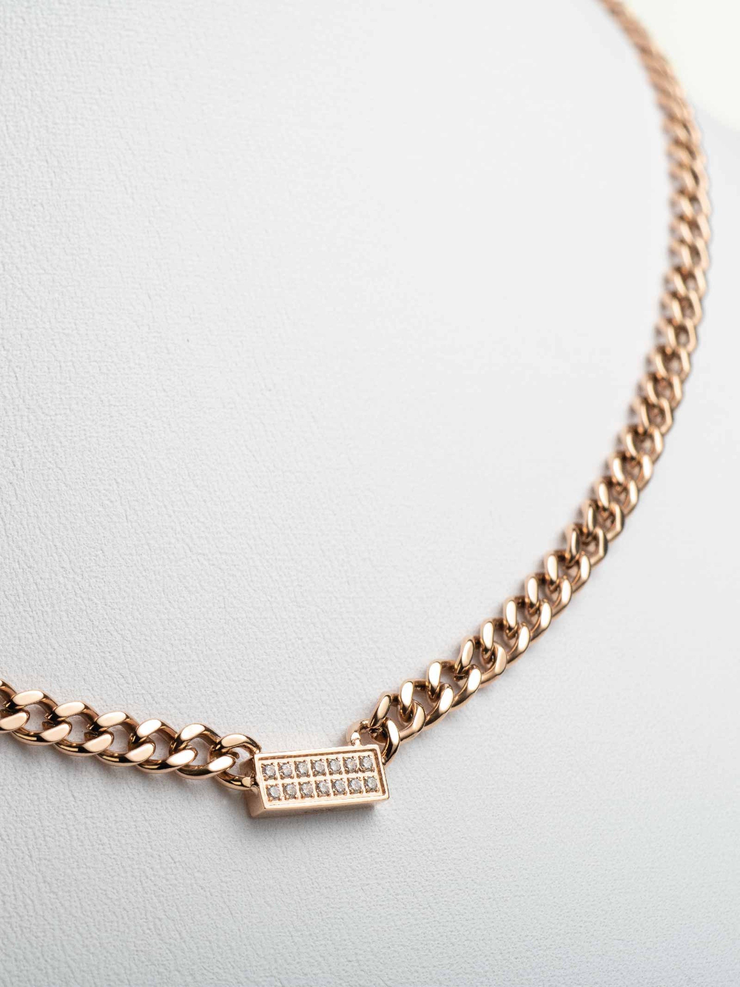 Halskettingen ONE Neckmess Bright