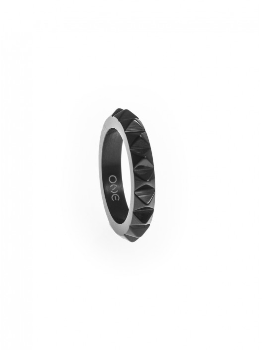 ONE Cairo Black Ring