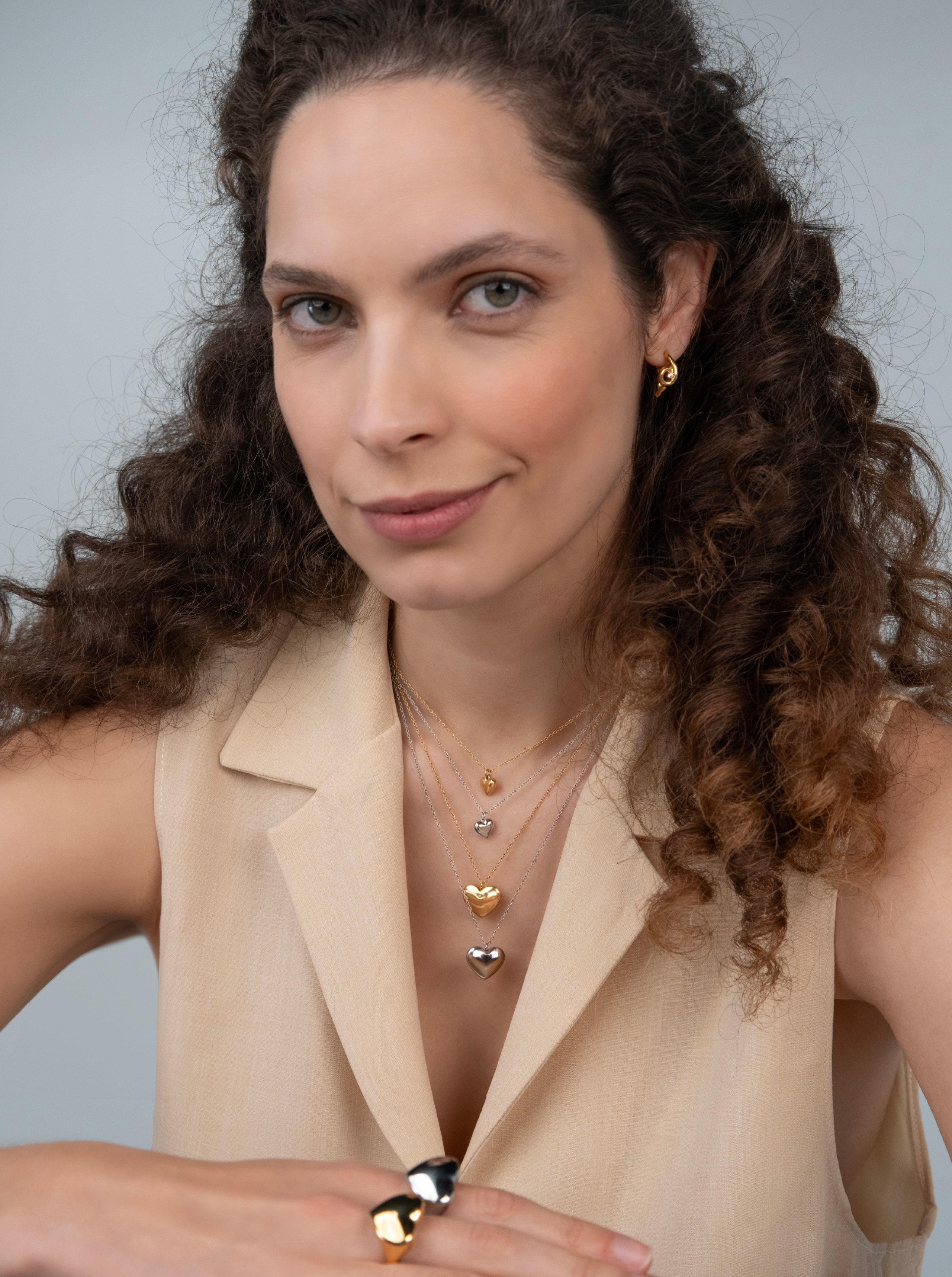 Halskettingen ONE Neckmess Heart Silver