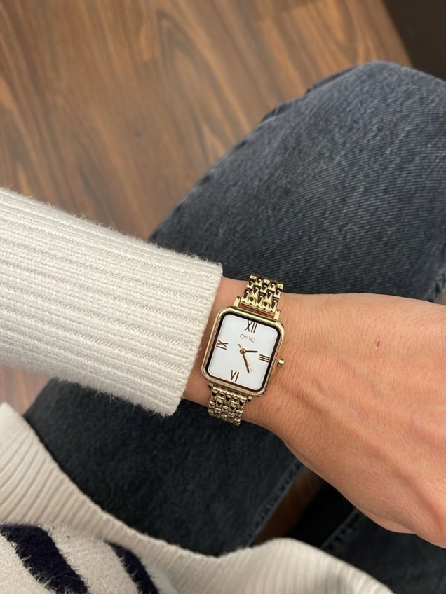 ONE Mummy Gold Watch