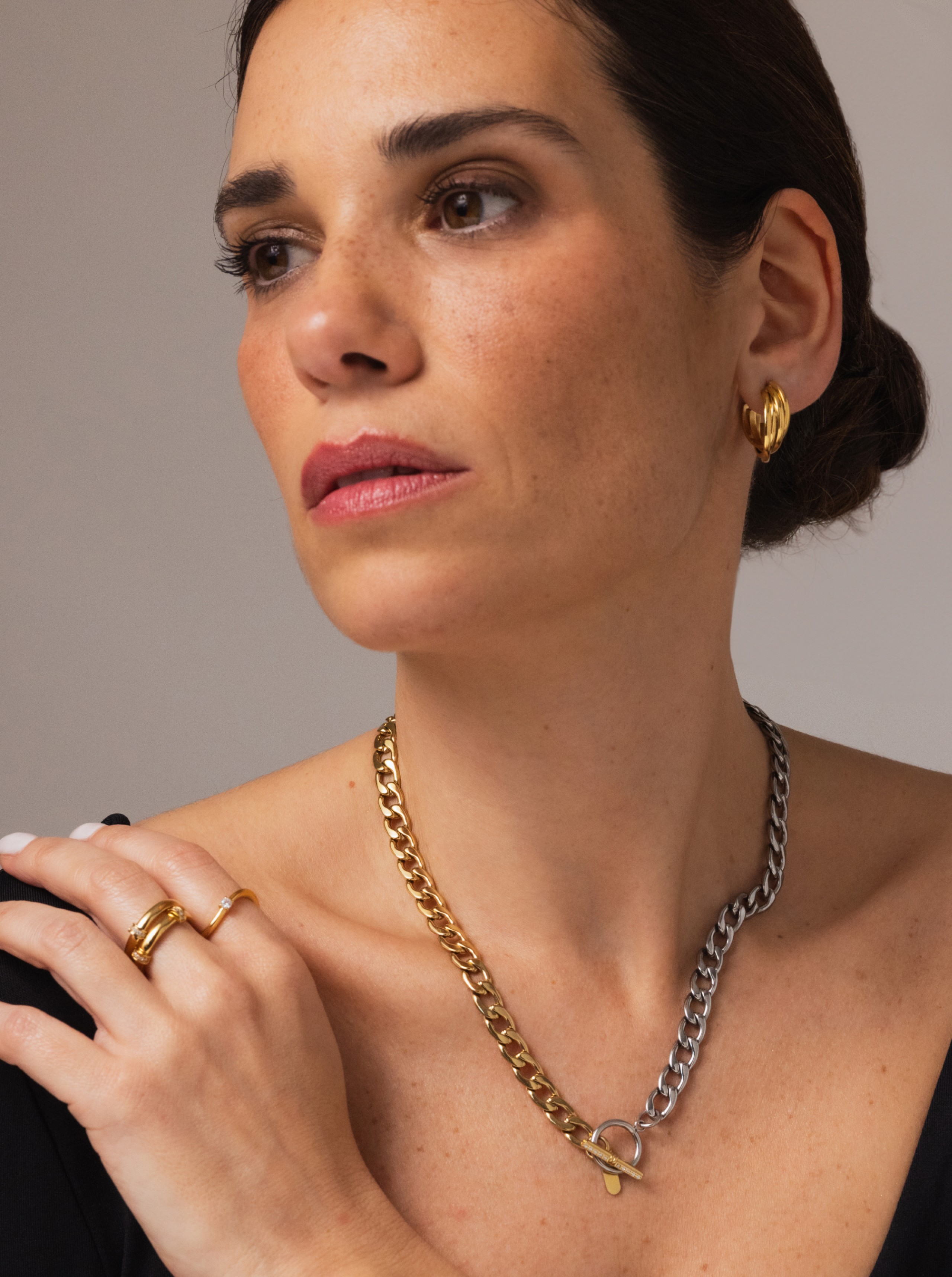 Colar One Neckmess Pride