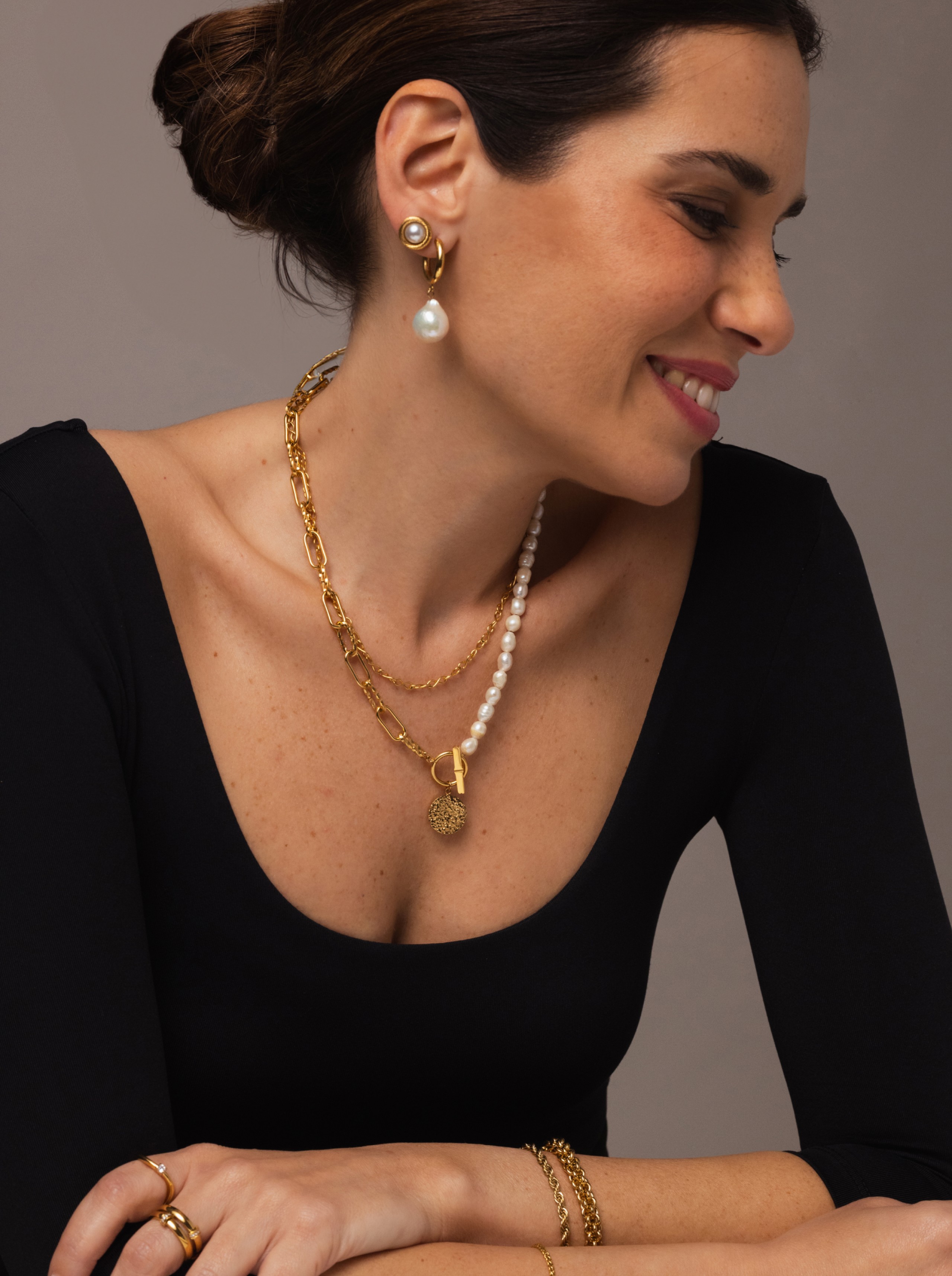 Colar One Neckmess Pearly