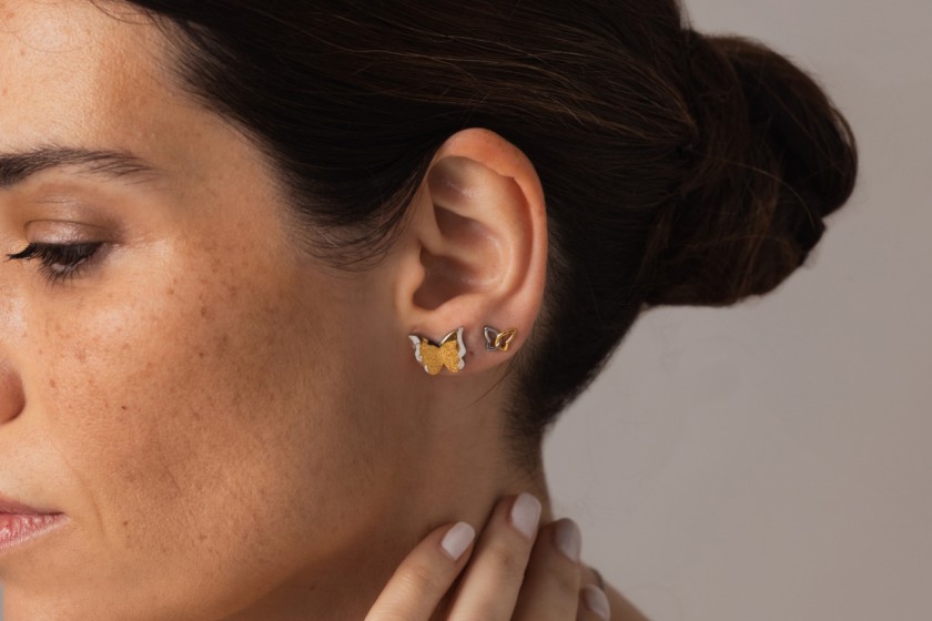 Discover the elegance and durability of our stainless steel earrings