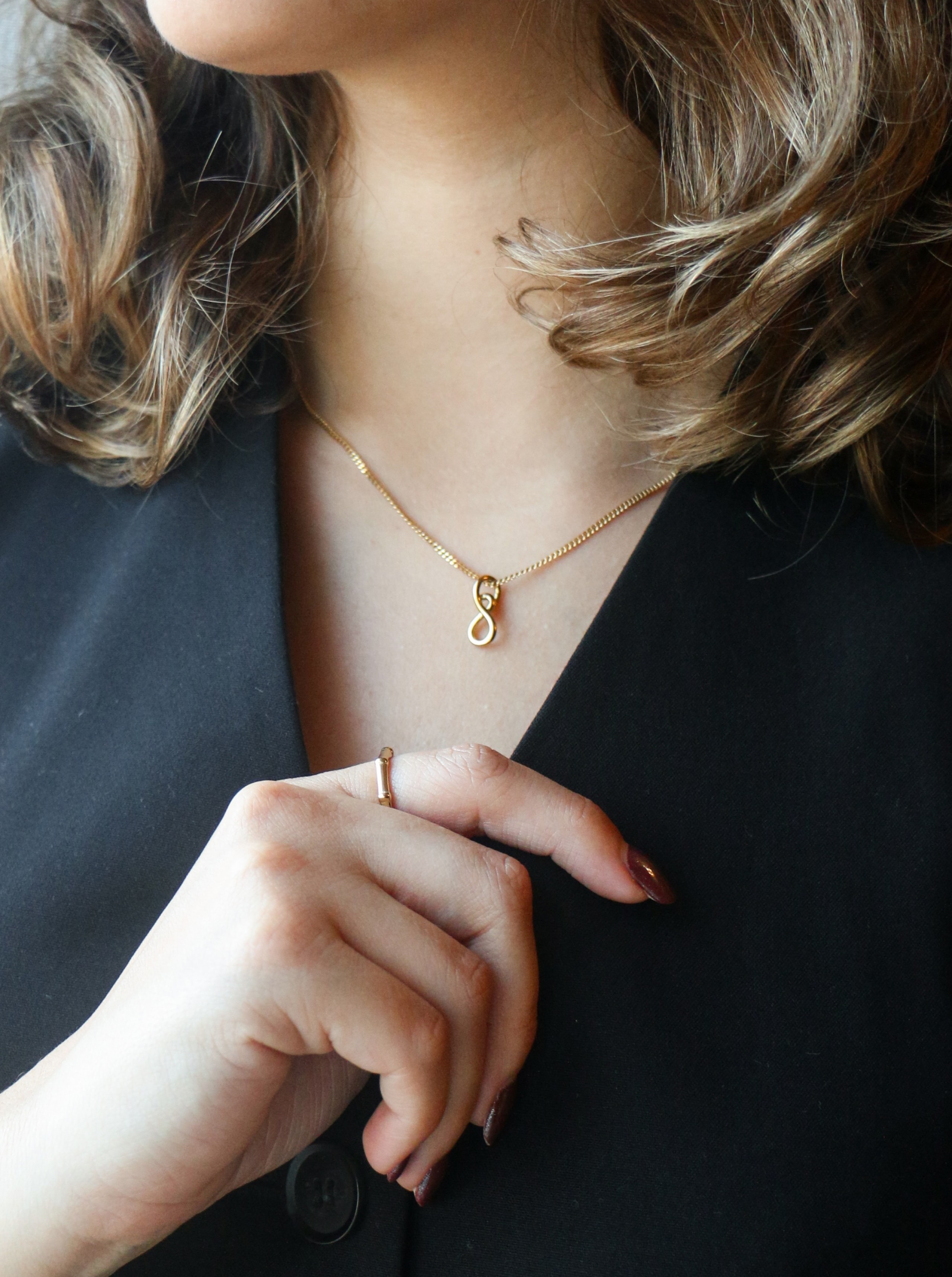 Collier One Infinity Twisted Gold