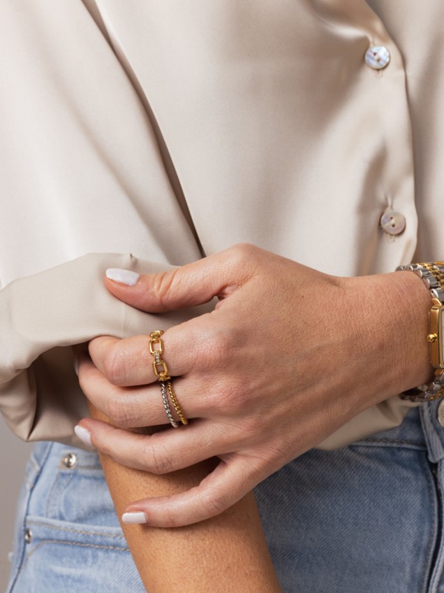 ONE London 33 Gold Ring
