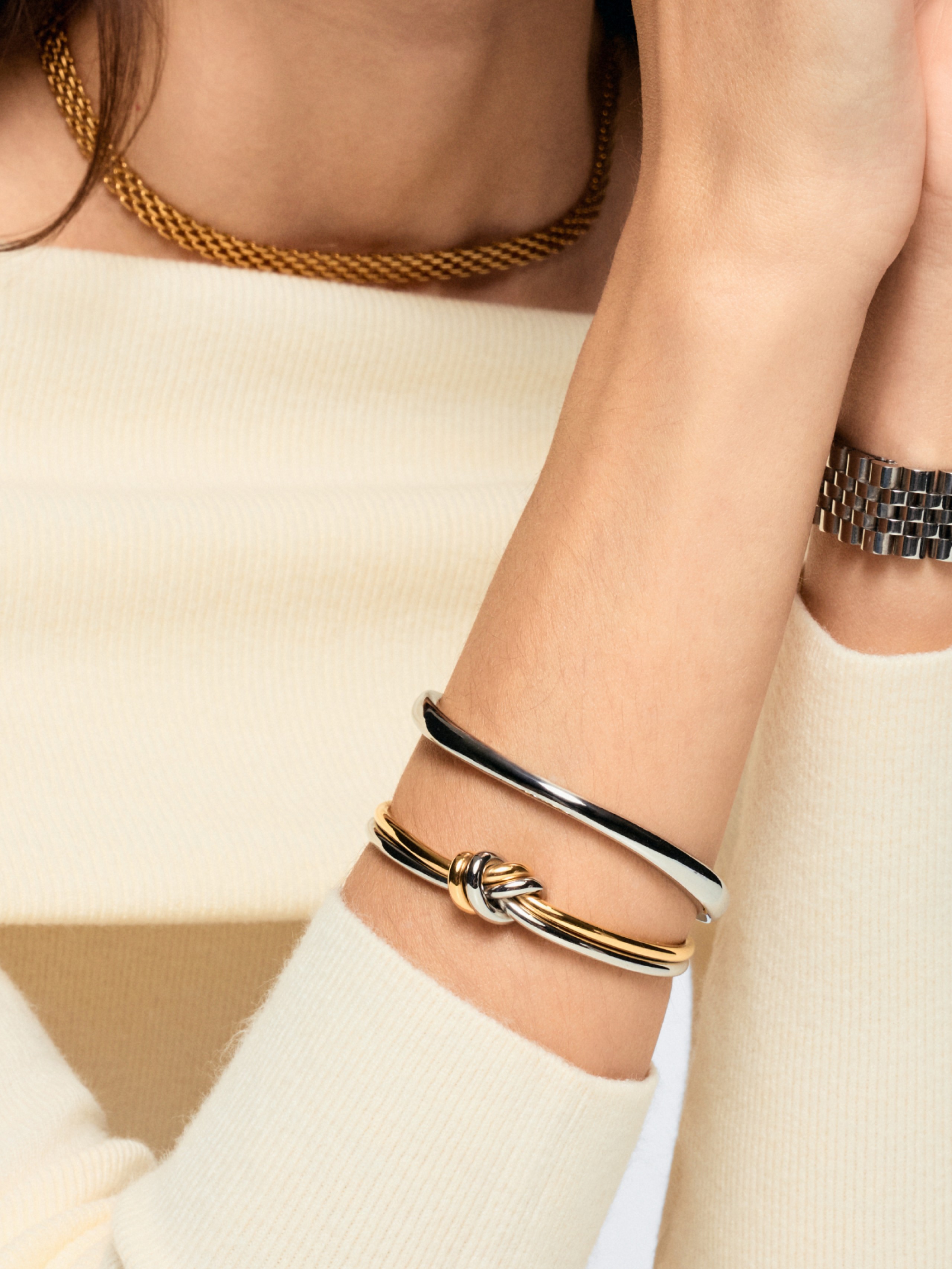 ONE Glisse Silver Bangle