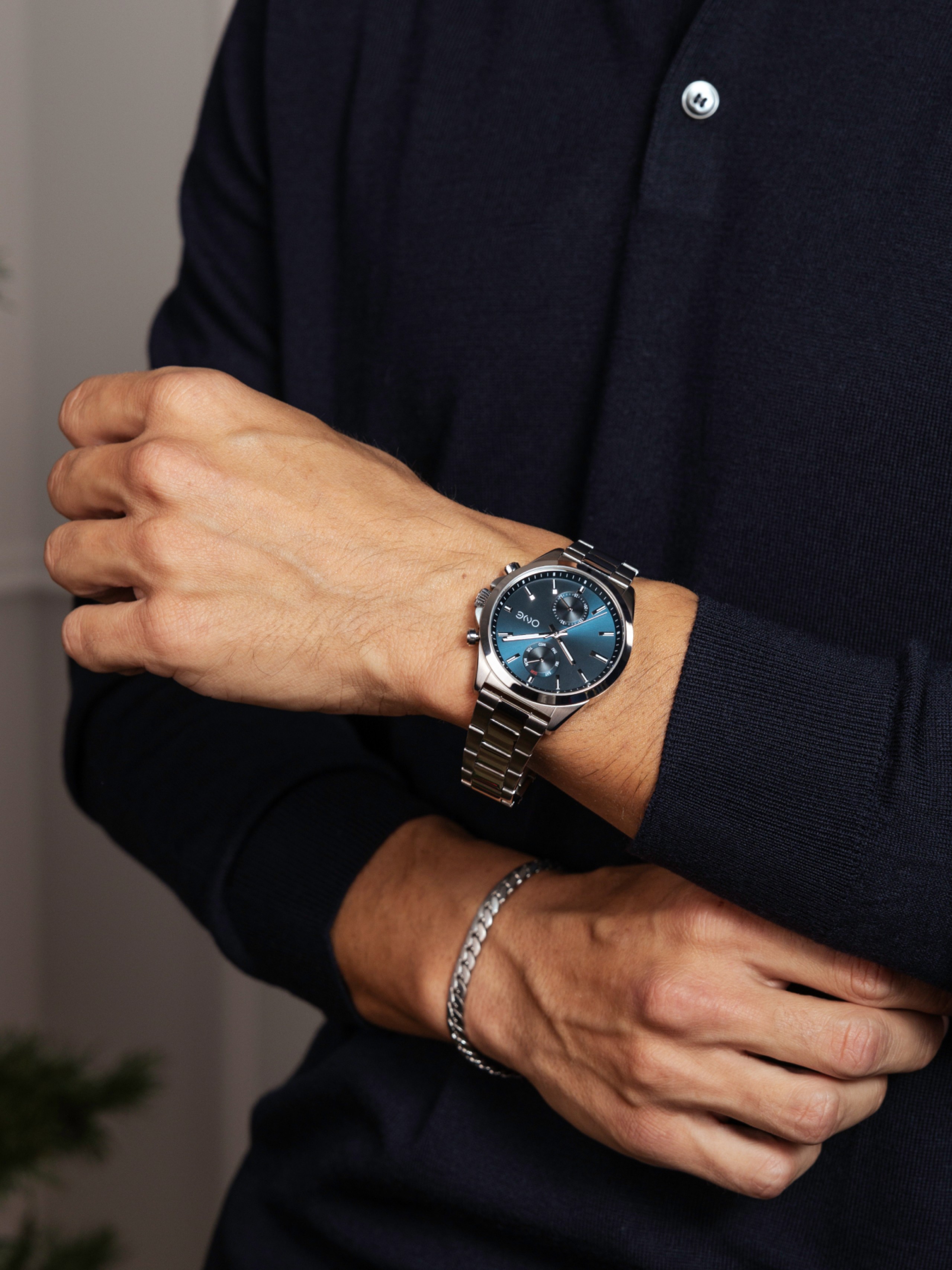 Box One Authentic Blue