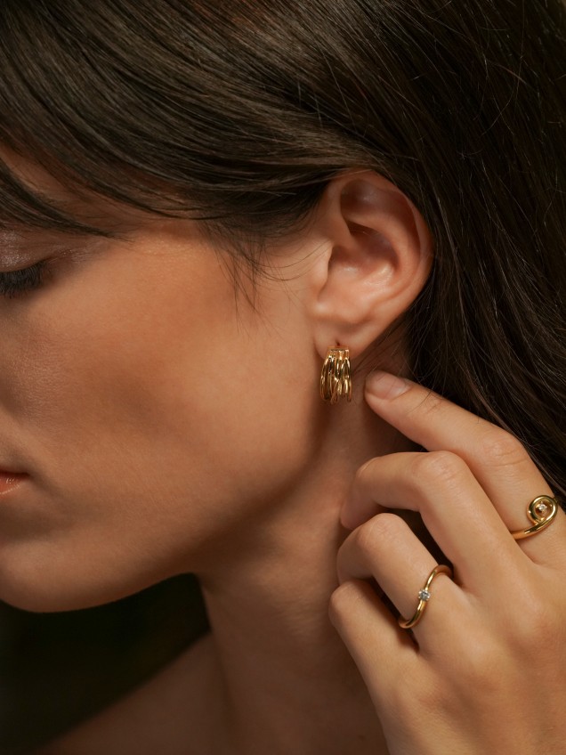 ONE Infinity Solitaire Gold Ring